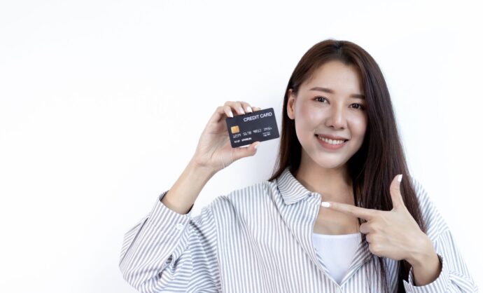 Best Credit Cards in UAE for Salary Above AED 10,000 (2026)